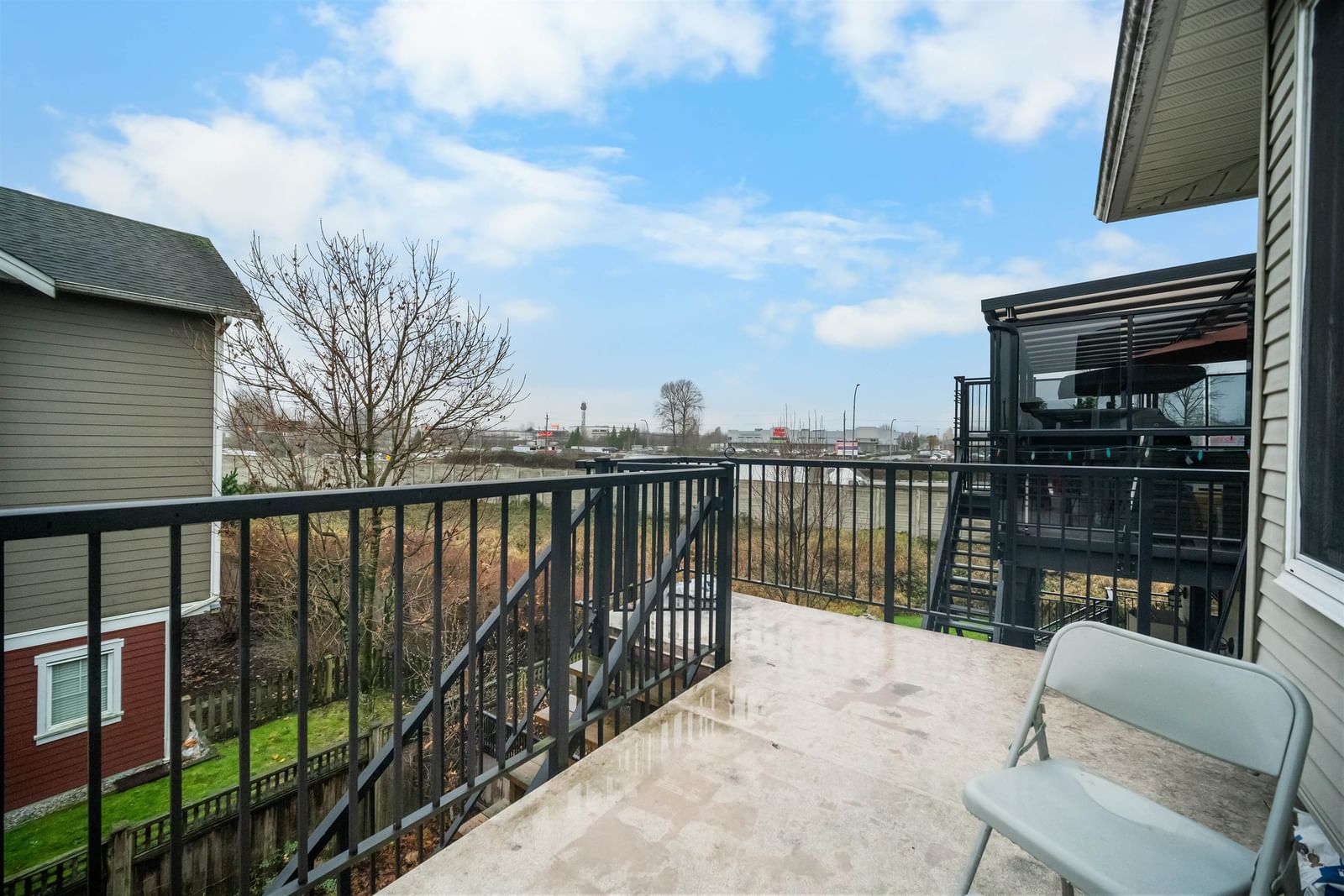 Listing Image 8