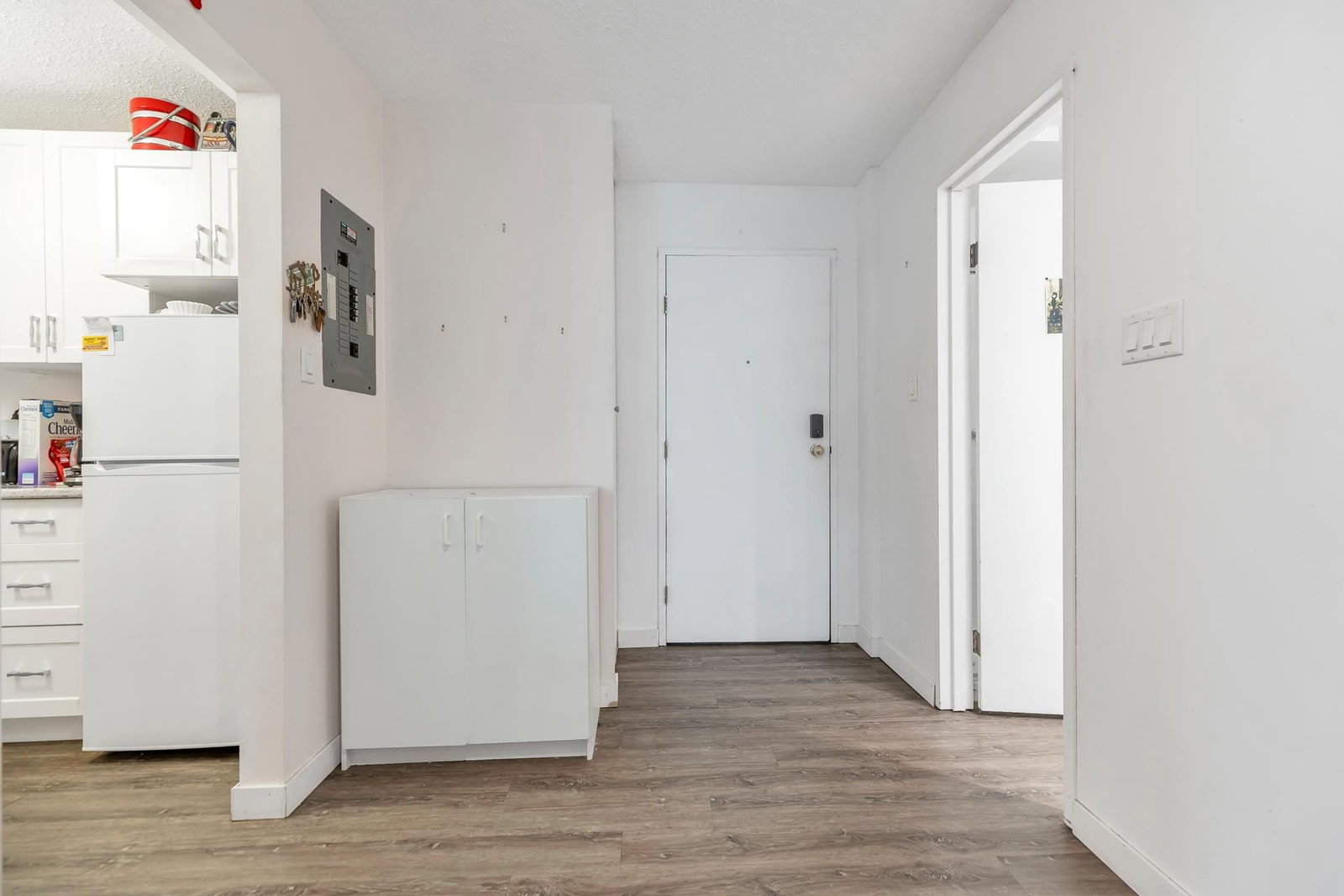 Listing Image 19
