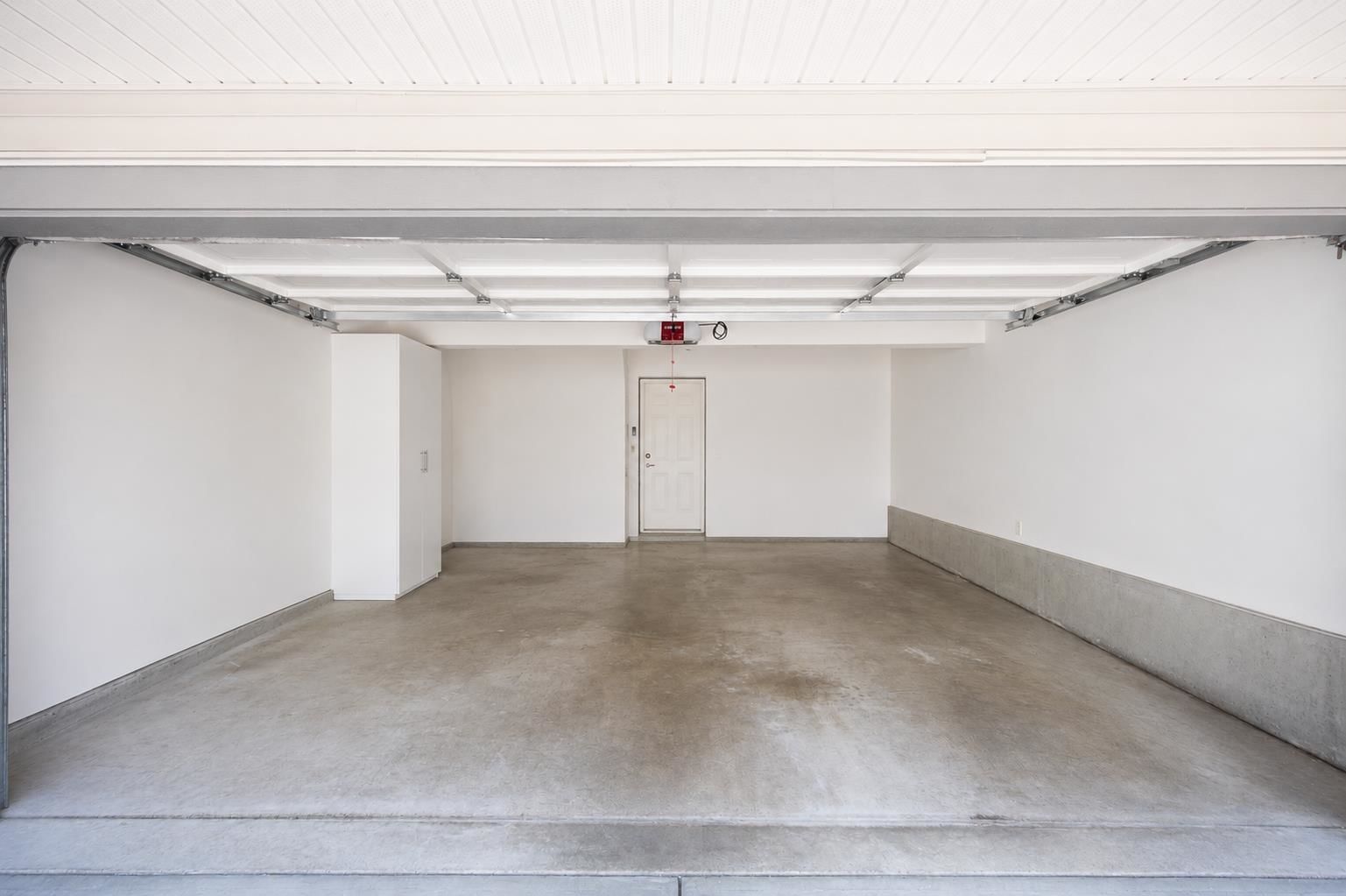 Listing Image 24