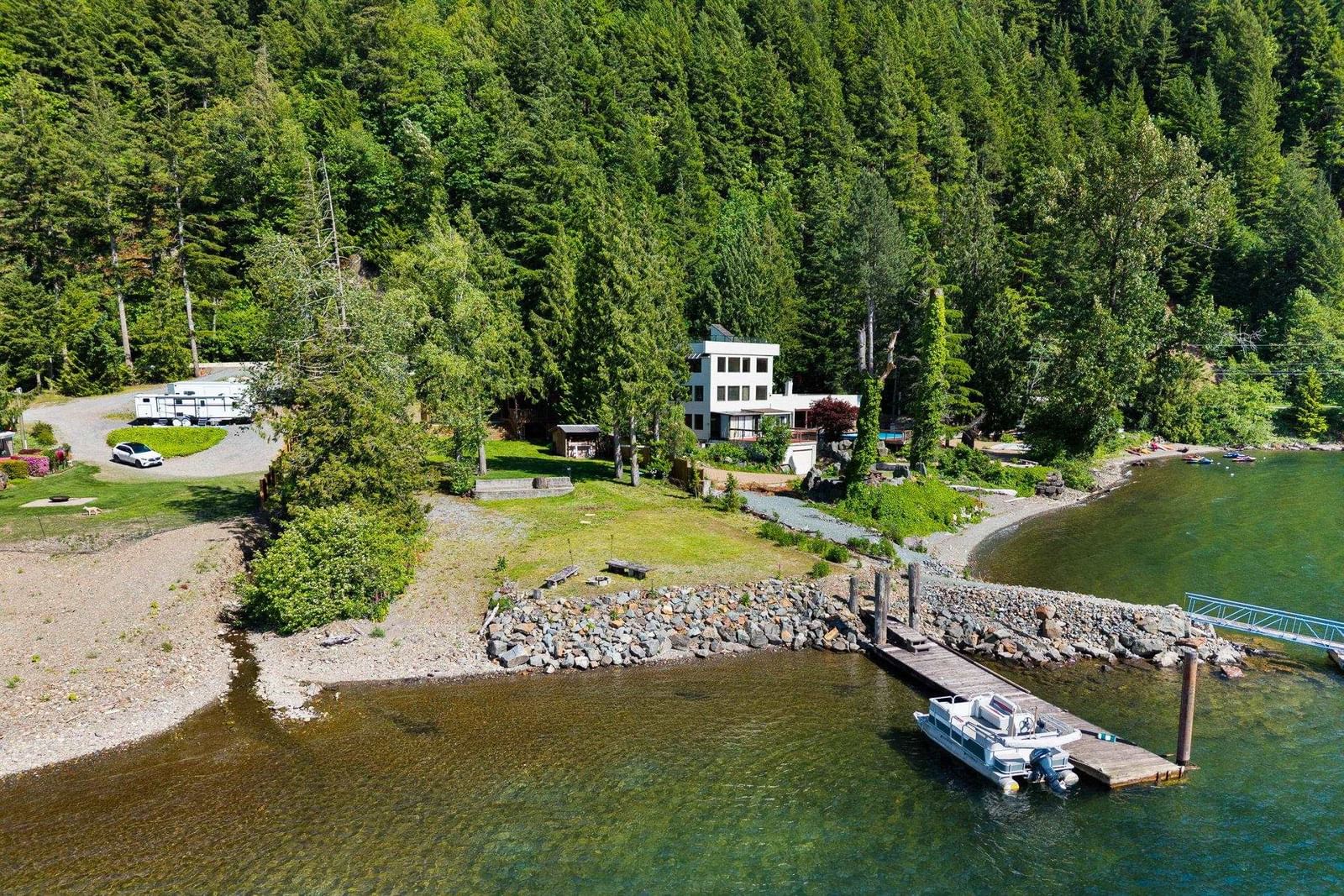 Listing Image 12