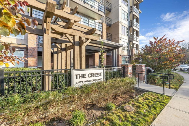 508 - 22577 Royal Crescent