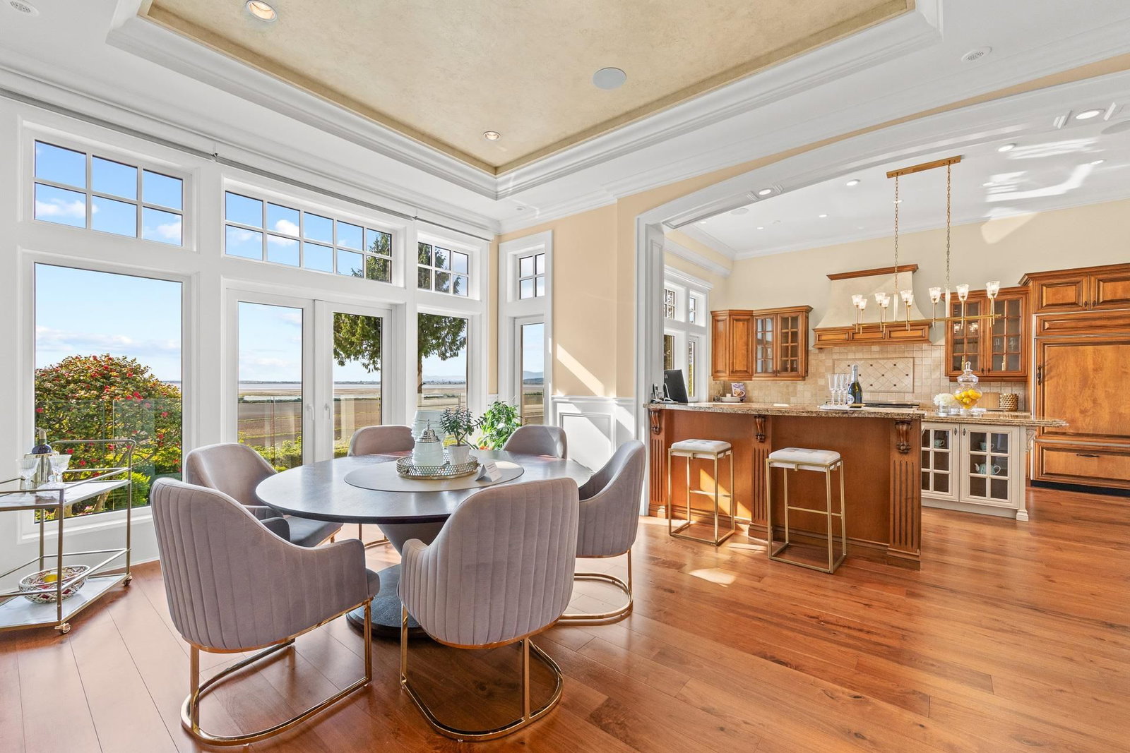 Listing Image 19
