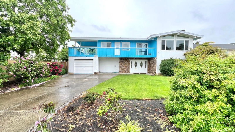 3071 Saltspring Court