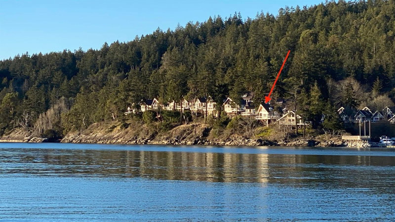10C - 2315 Mackinnon Road