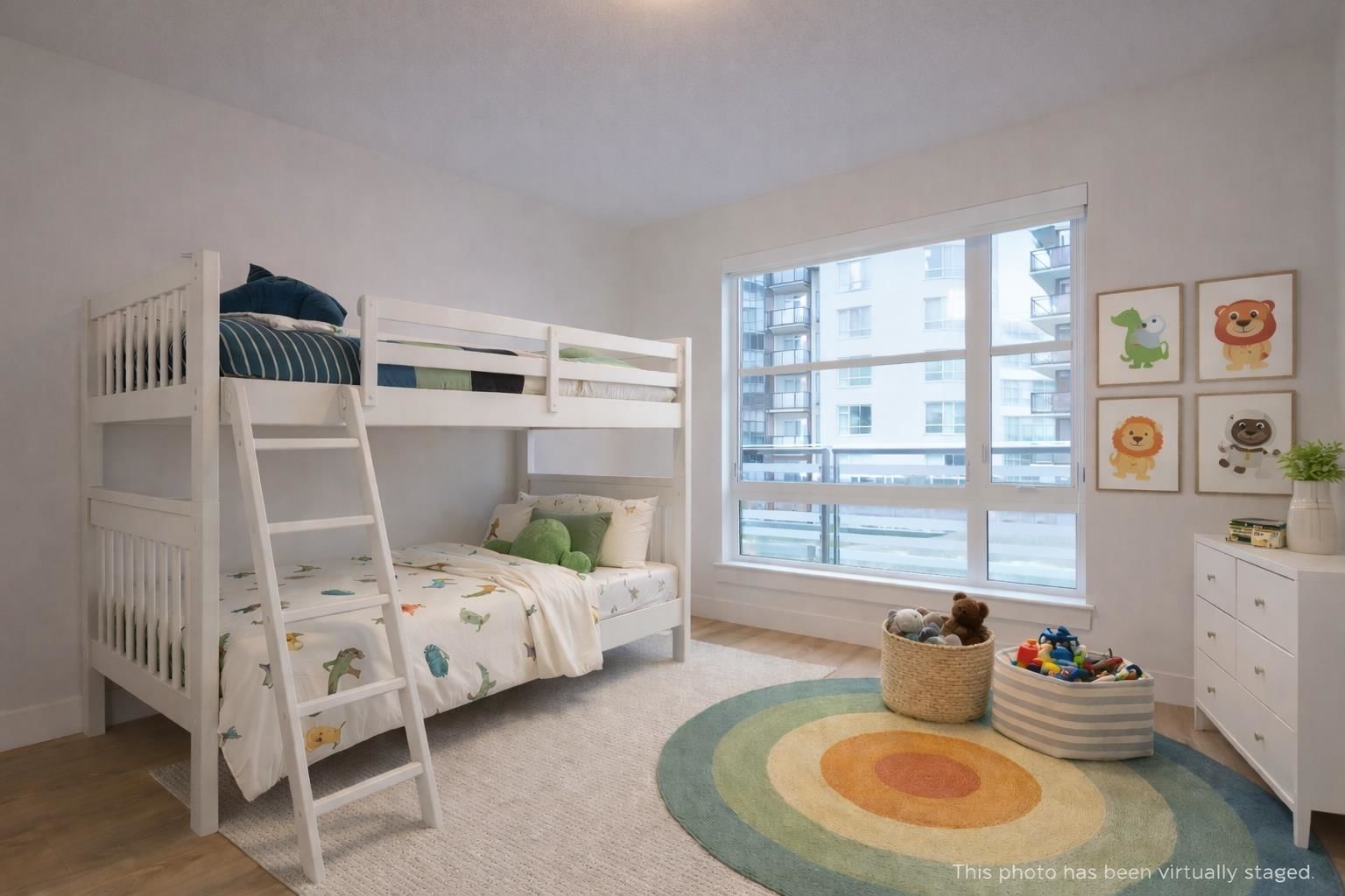 Listing Image 6