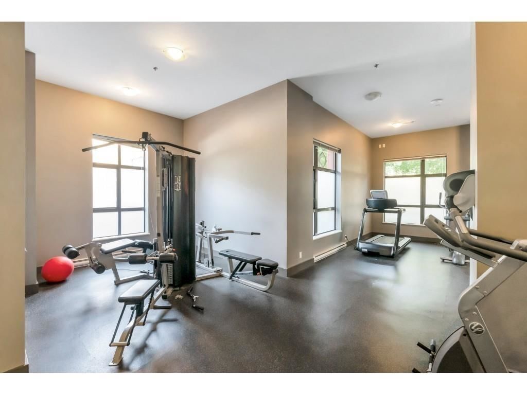 Listing Image 6
