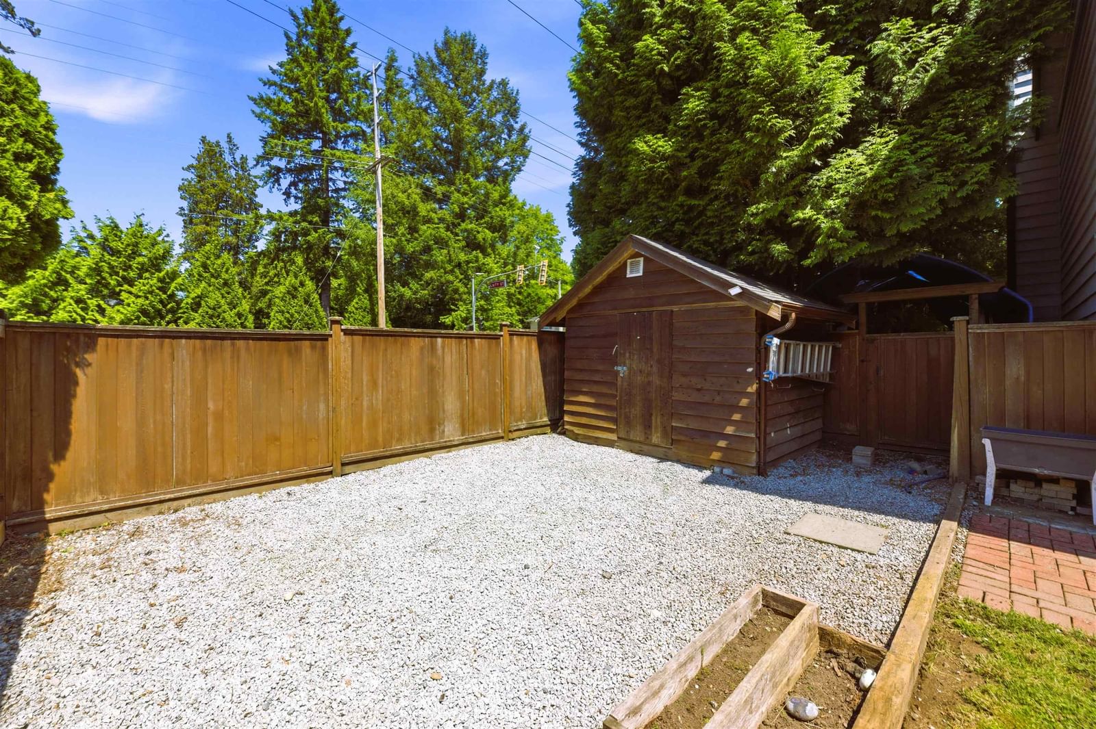 Listing Image 27