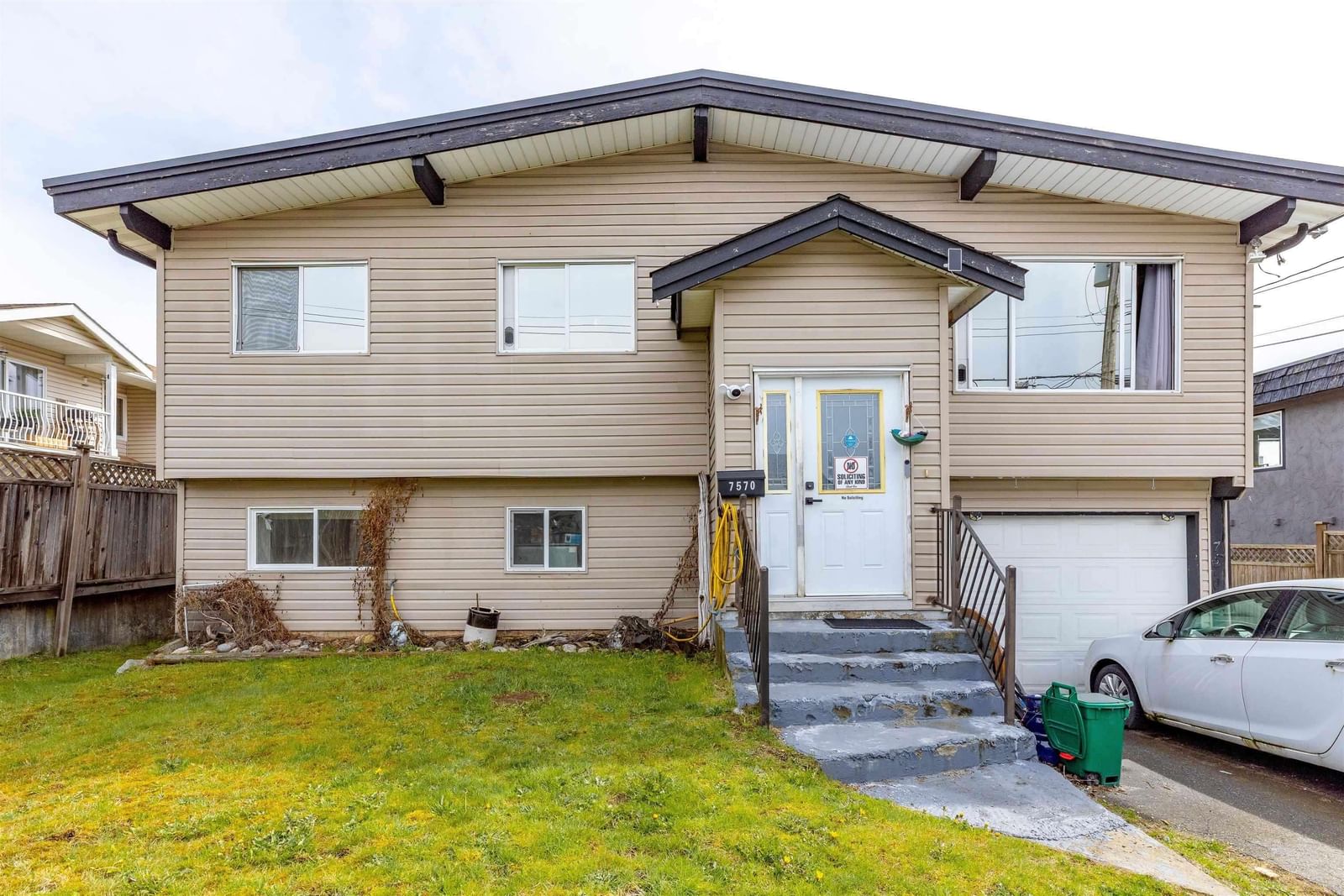 Listing Image 6