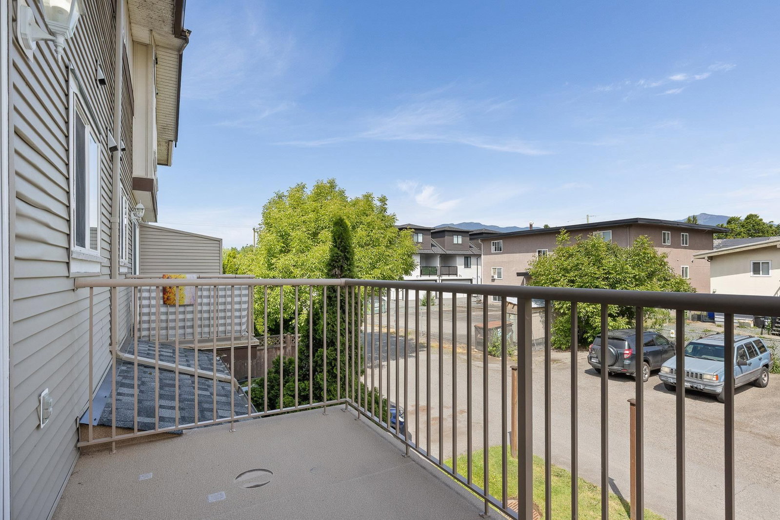 Listing Image 16