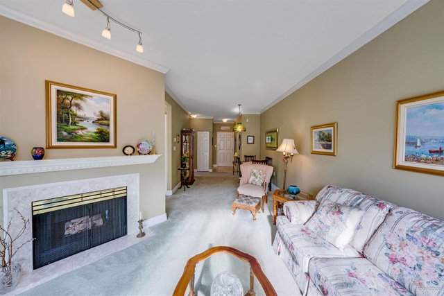 315 - 2985 Princess Crescent