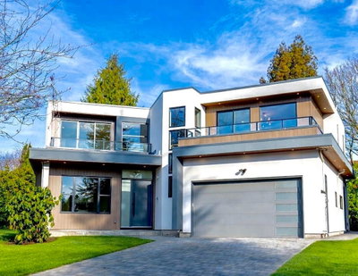 15043 19a Avenue