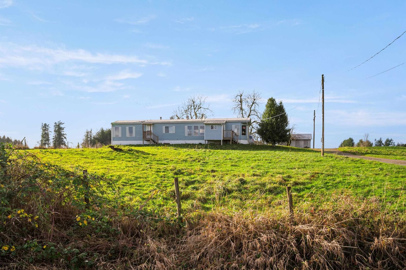 Listing Image 17
