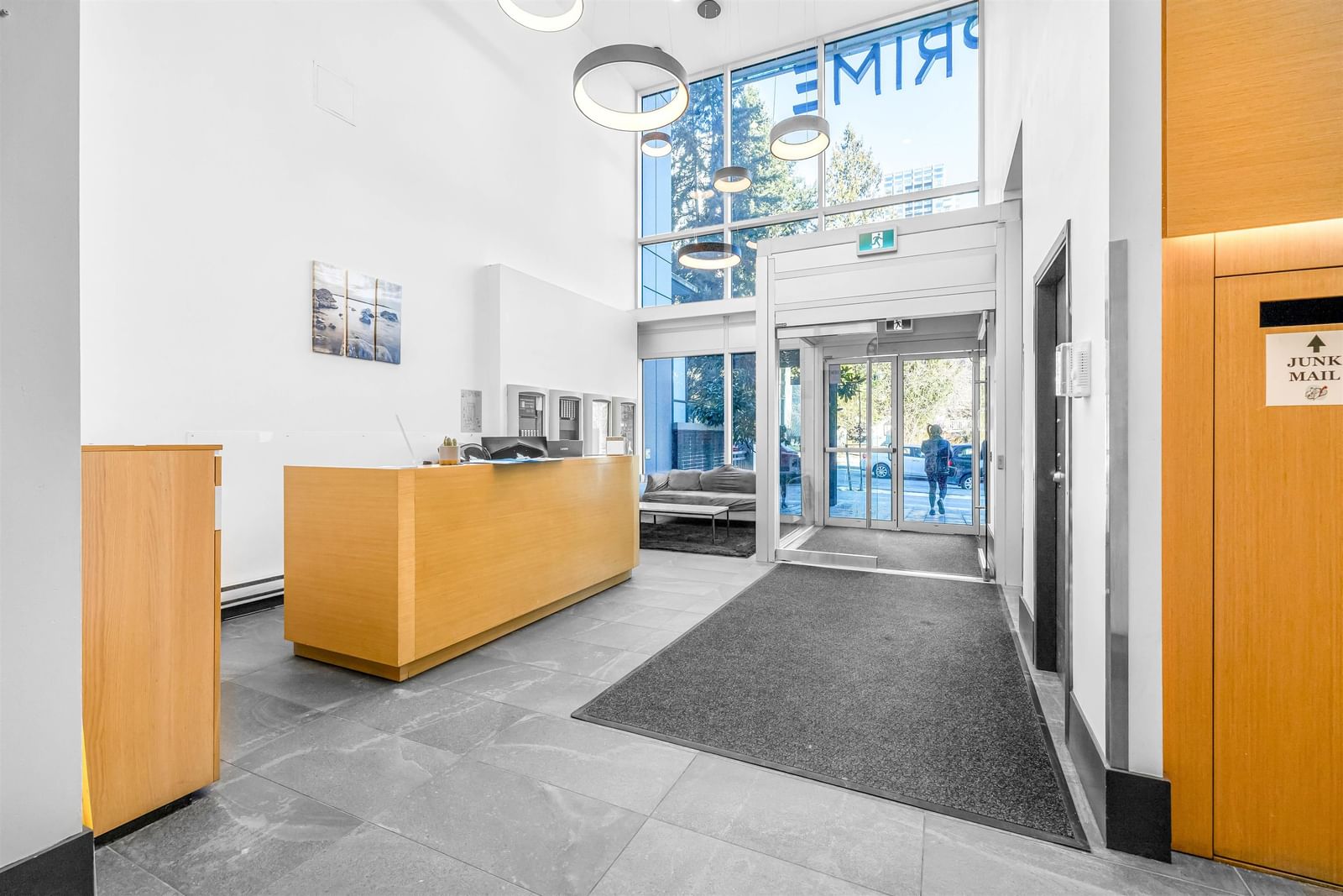 Listing Image 23
