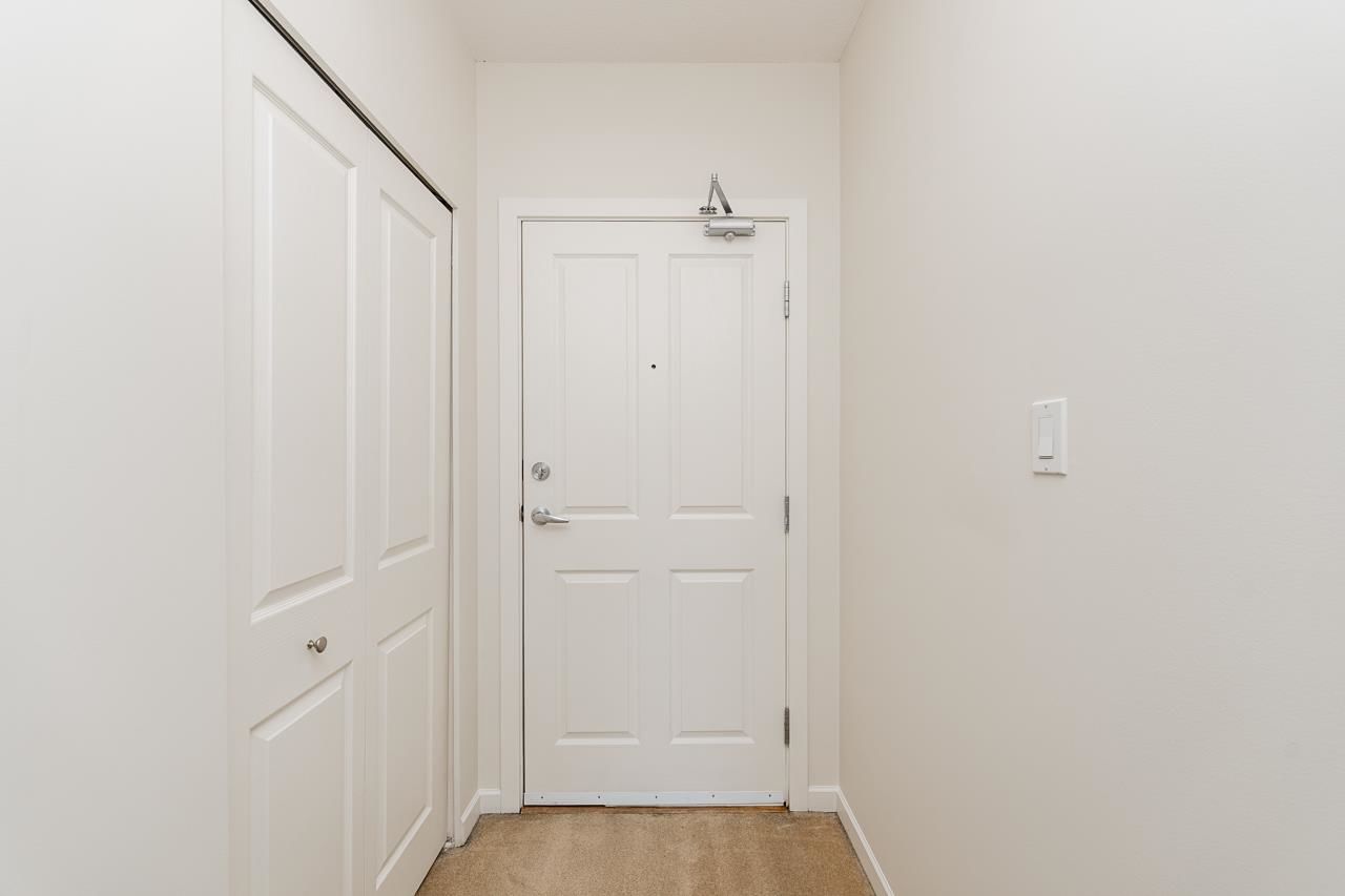 Listing Image 30