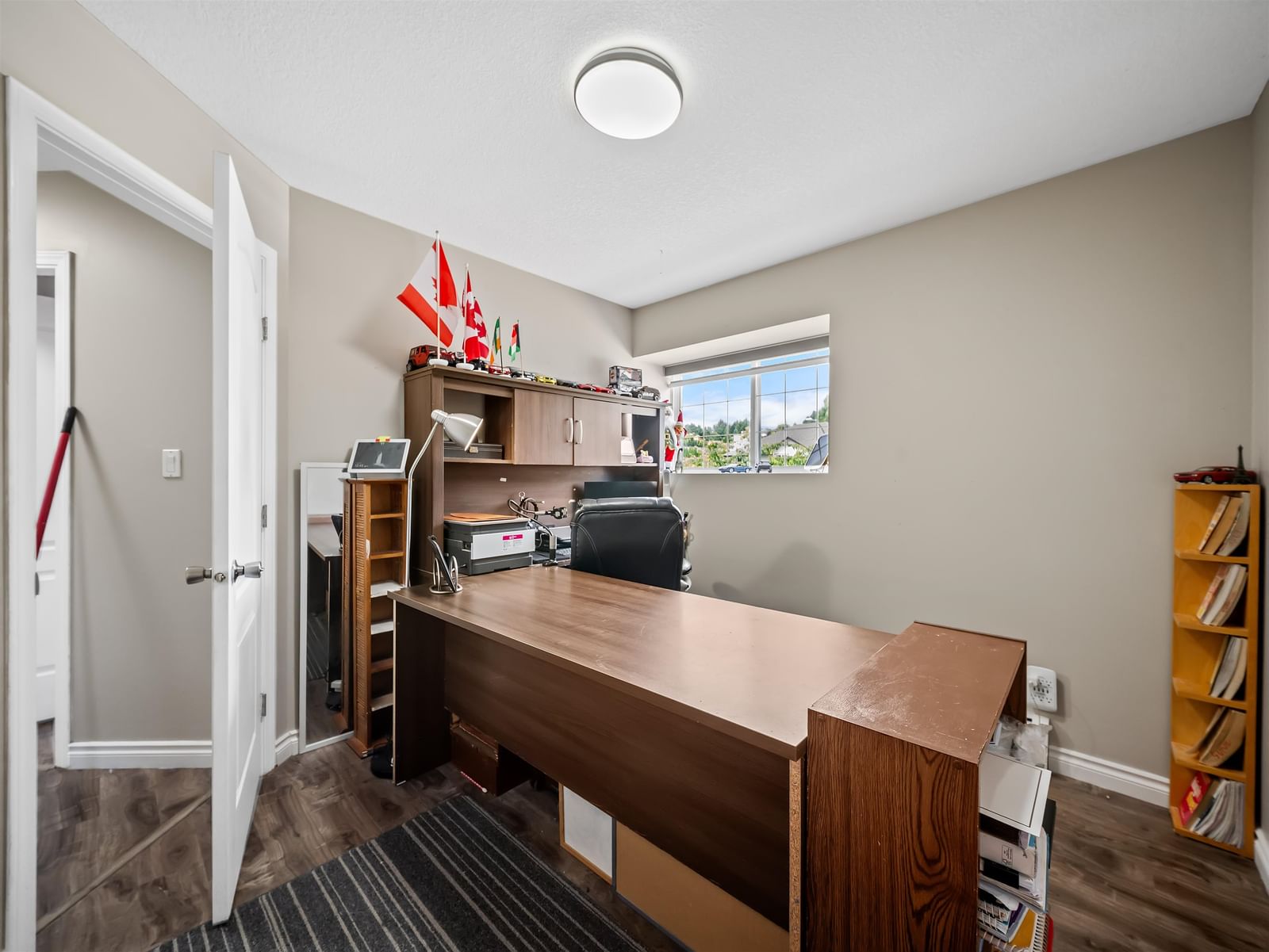 Listing Image 15