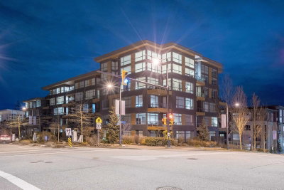 210 - 9150 University High Street