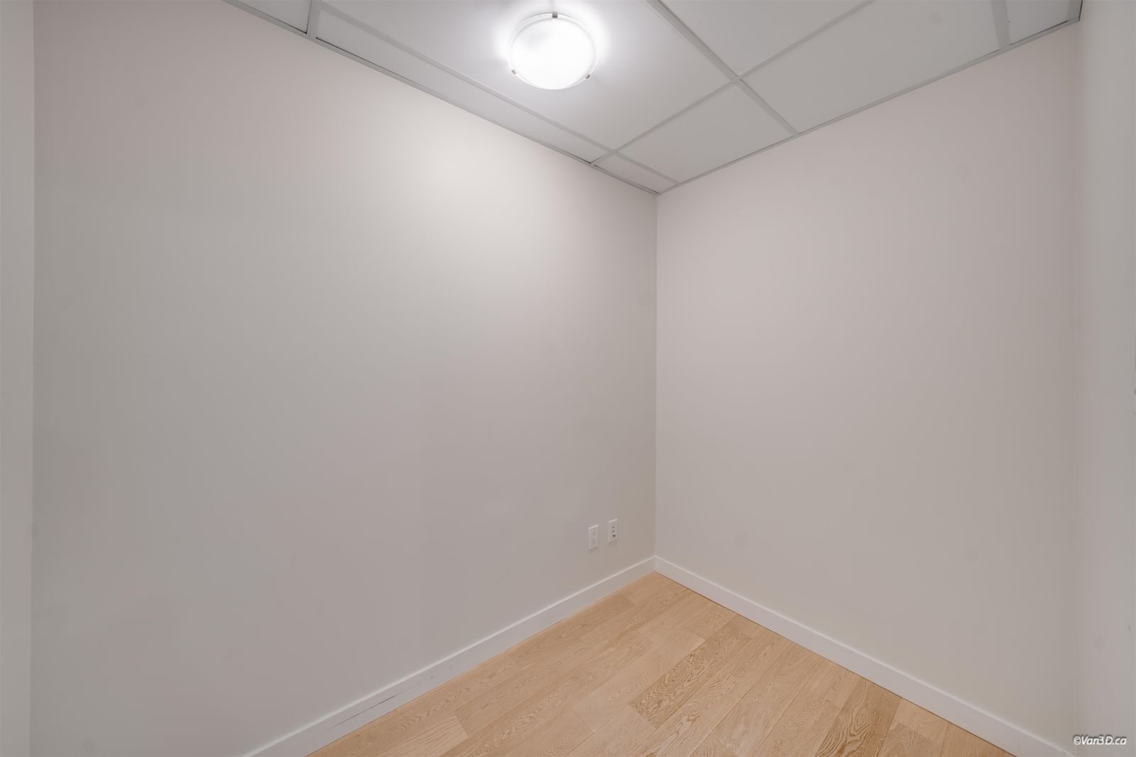 Listing Image 27