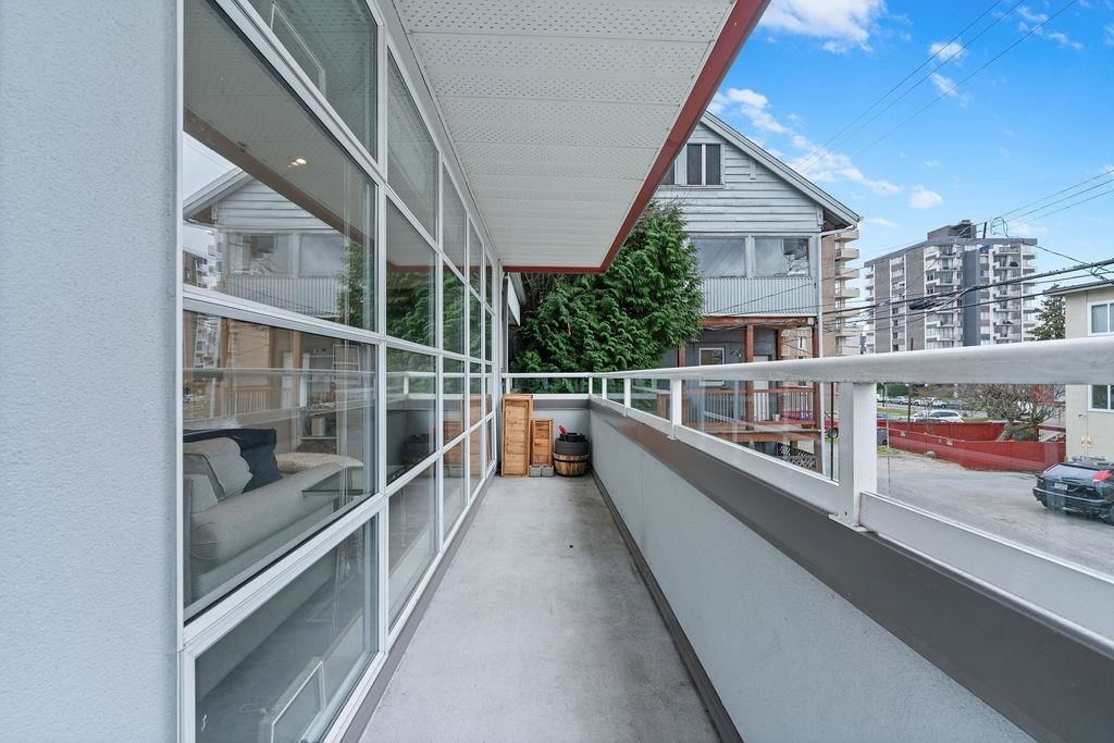 Listing Image 16