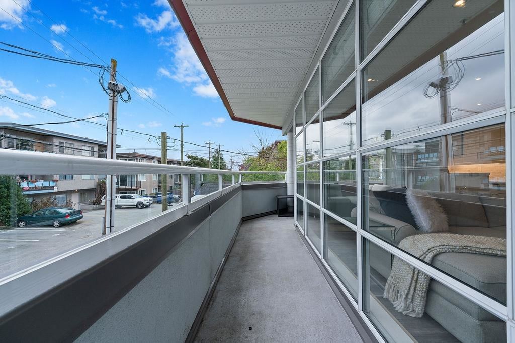 Listing Image 17