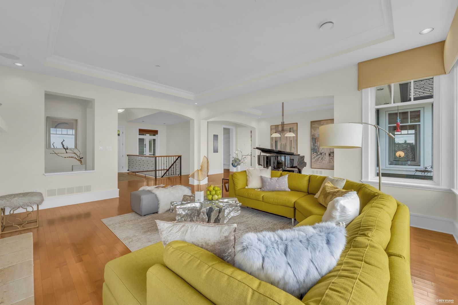 Listing Image 11