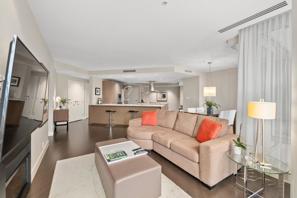2601 - 1111 Alberni St 5