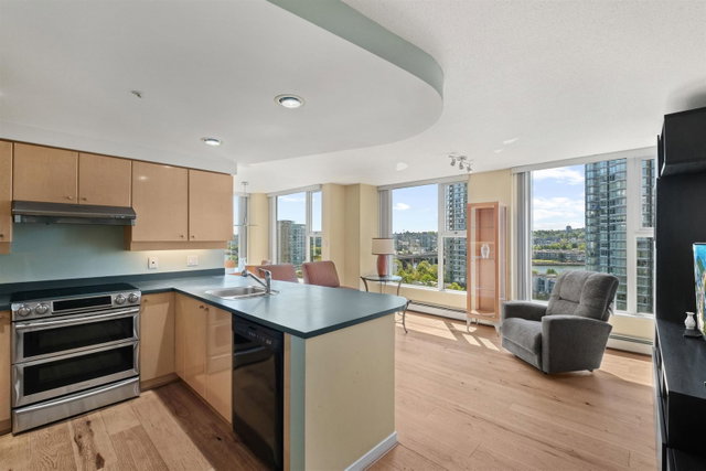 1207 - 1009 Expo Boulevard