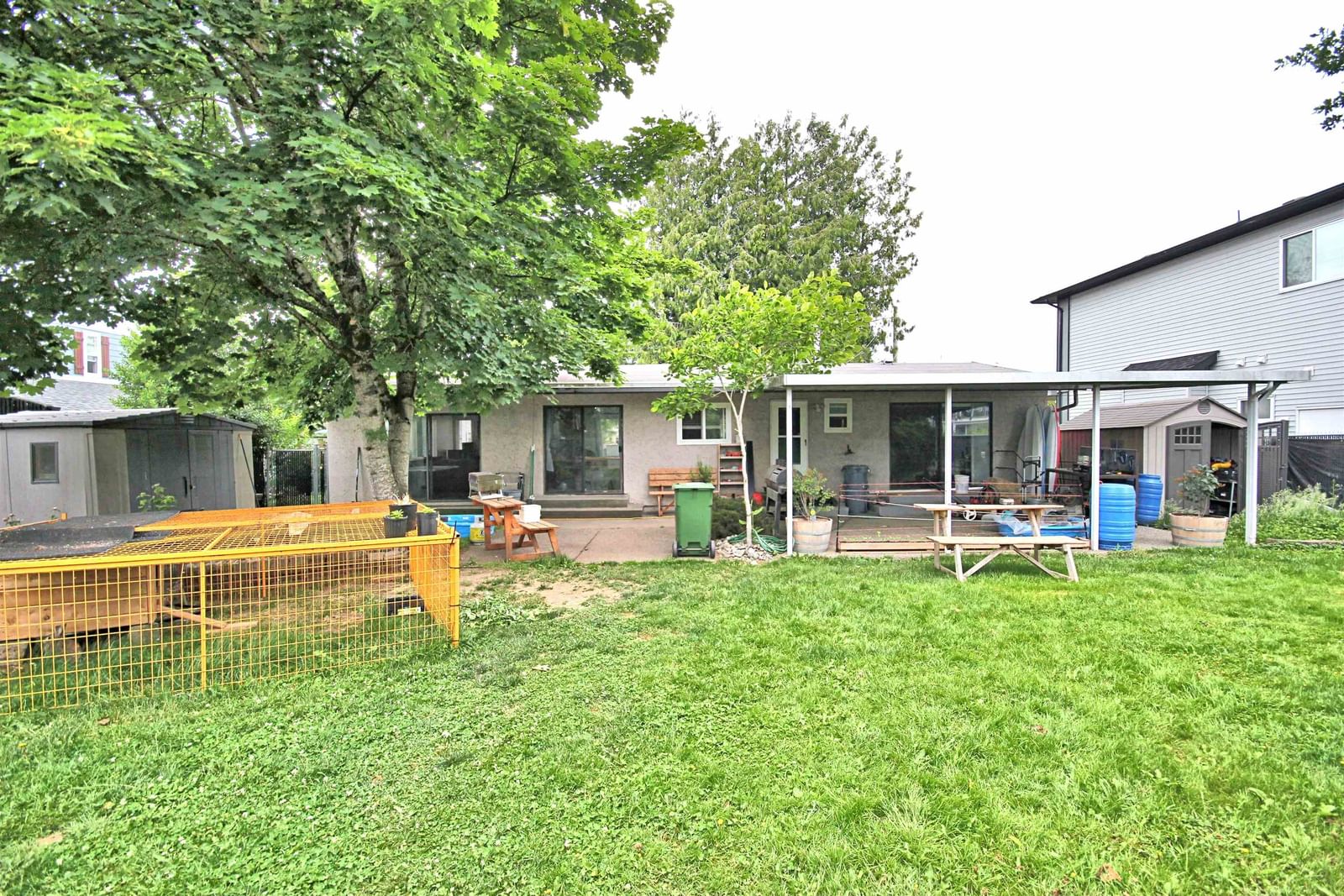 Listing Image 6