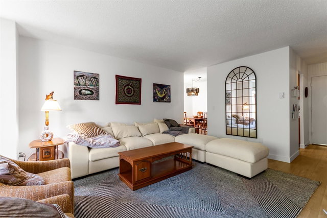 204 - 2240 Wall Street