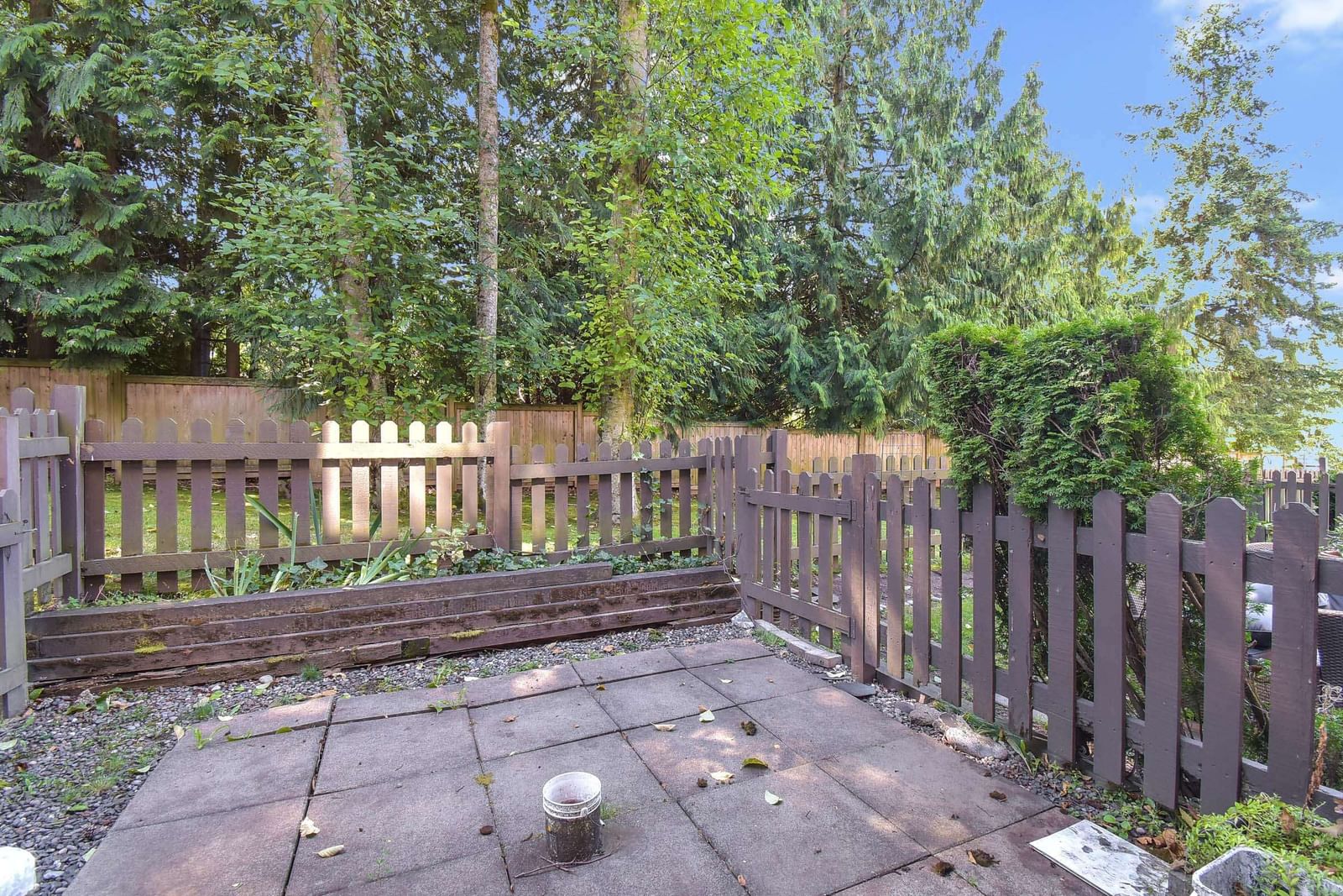 Listing Image 24