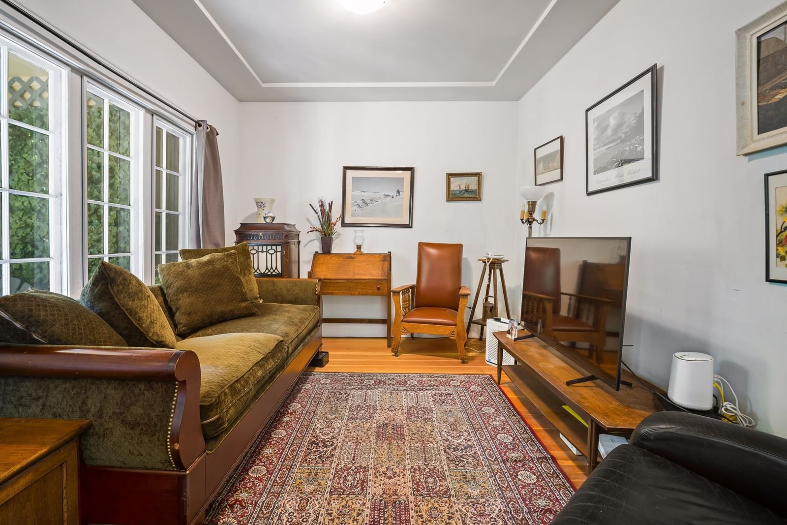 Listing Image 10