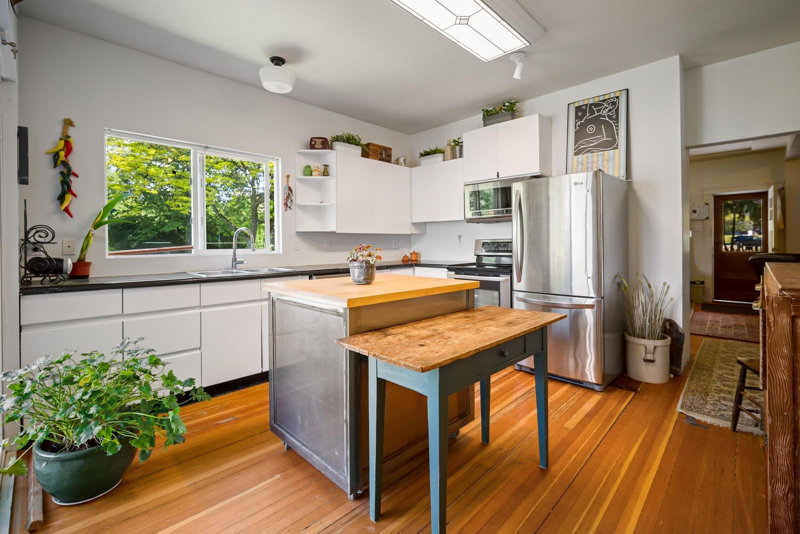 Listing Image 15