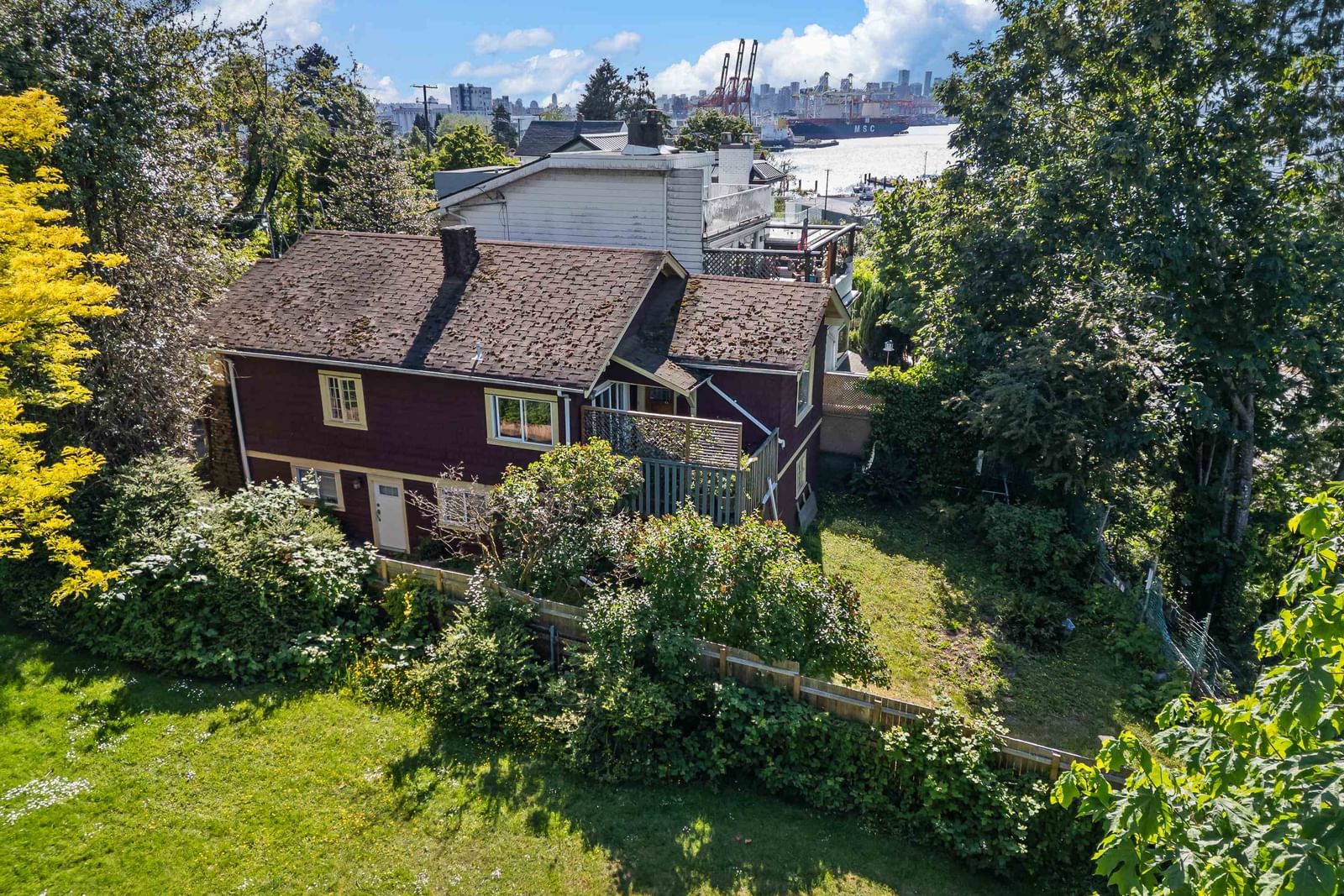 Listing Image 5
