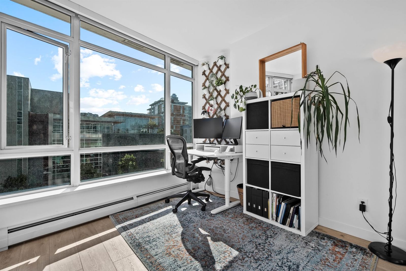 Listing Image 19