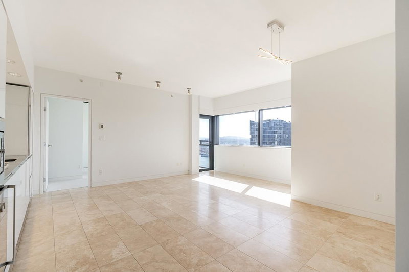 2902 - 838 Hastings Street W