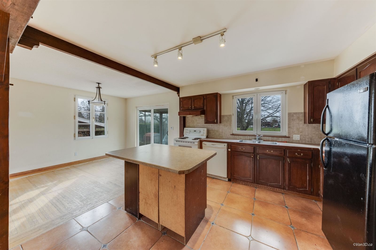 Listing Image 17