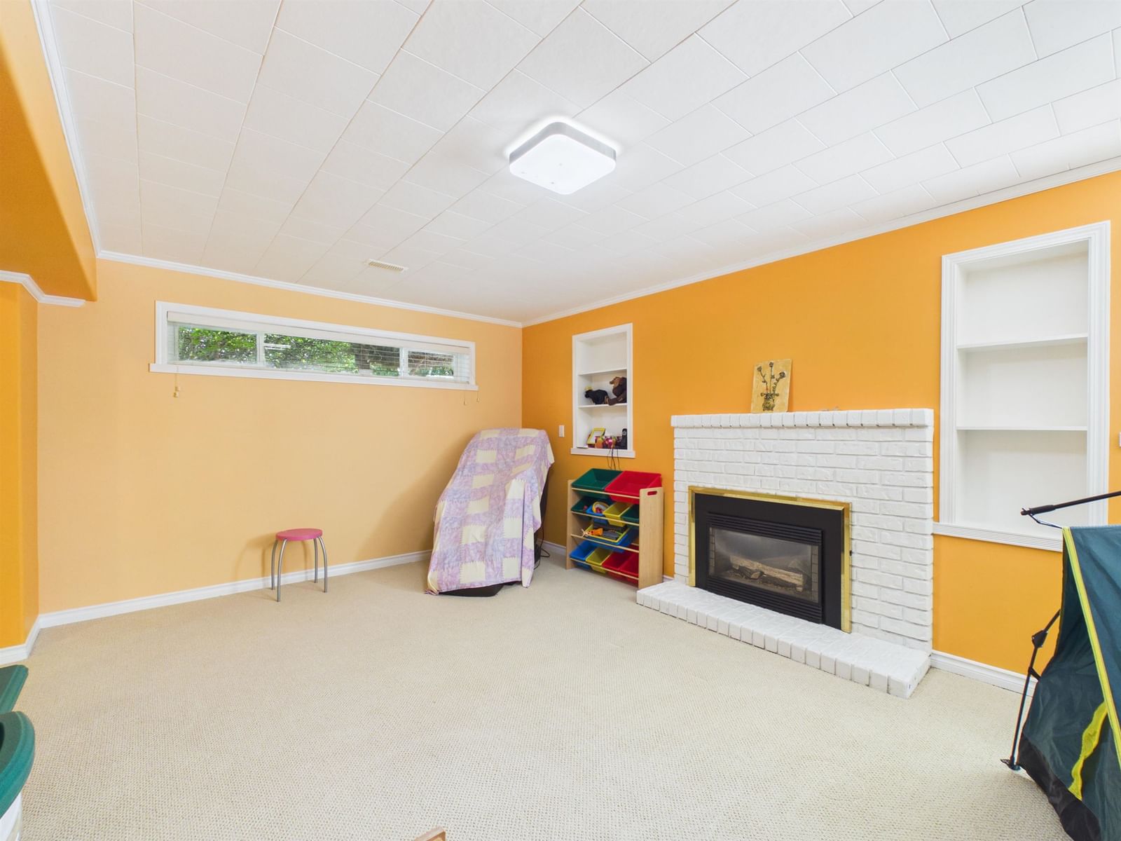 Listing Image 17