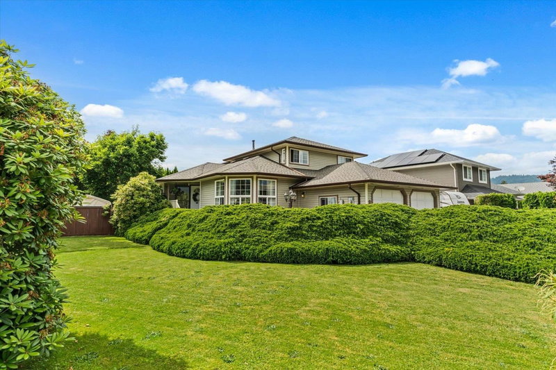 1535 Canterbury Drive