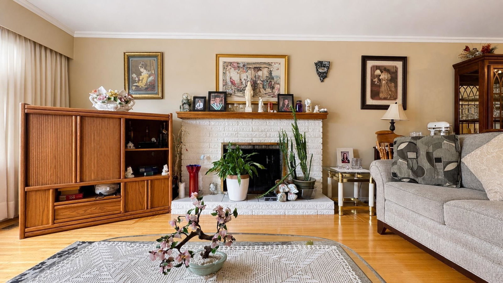 Listing Image 11