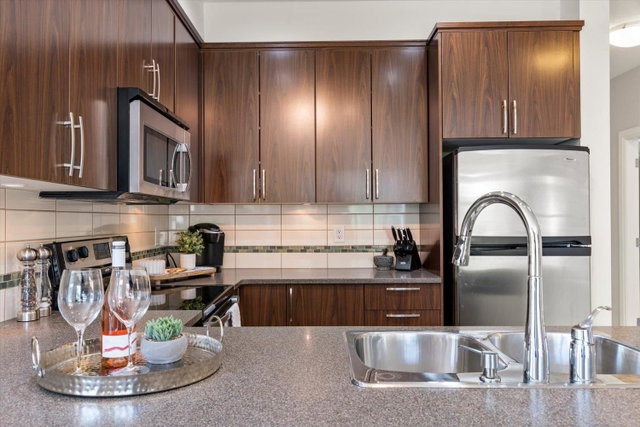 203 - 45530 Market Way