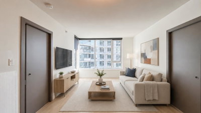 805 - 68 Smithe Street