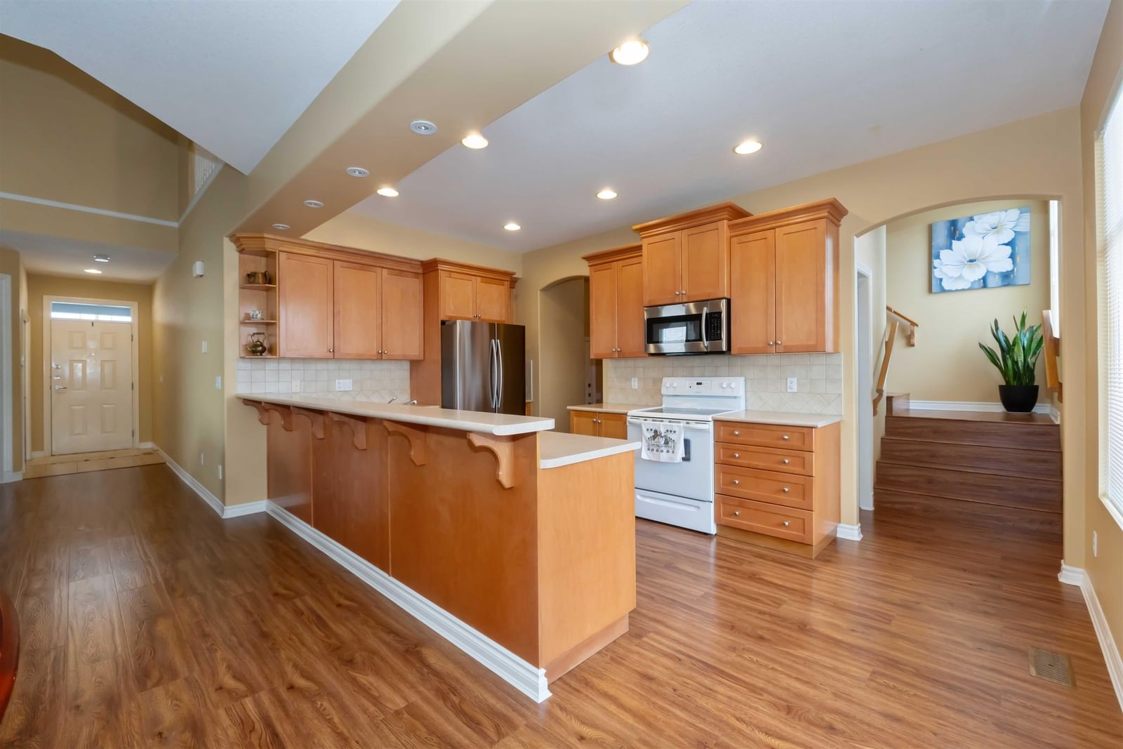 Listing Image 10