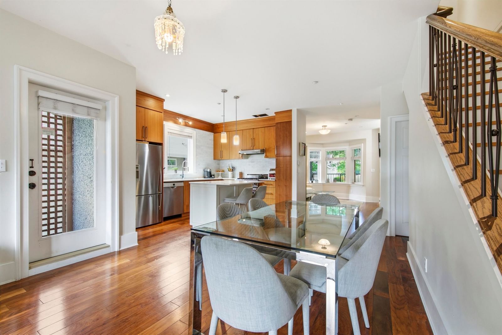 Listing Image 19