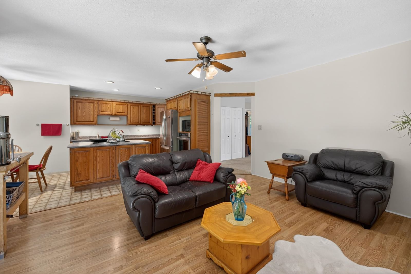 Listing Image 17