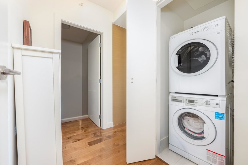 309 - 4083 Cambie Street