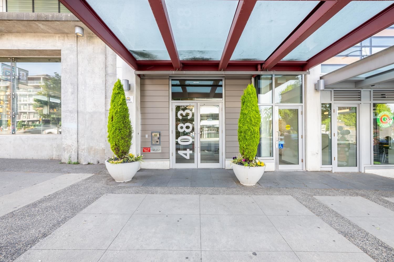 Listing Image 16