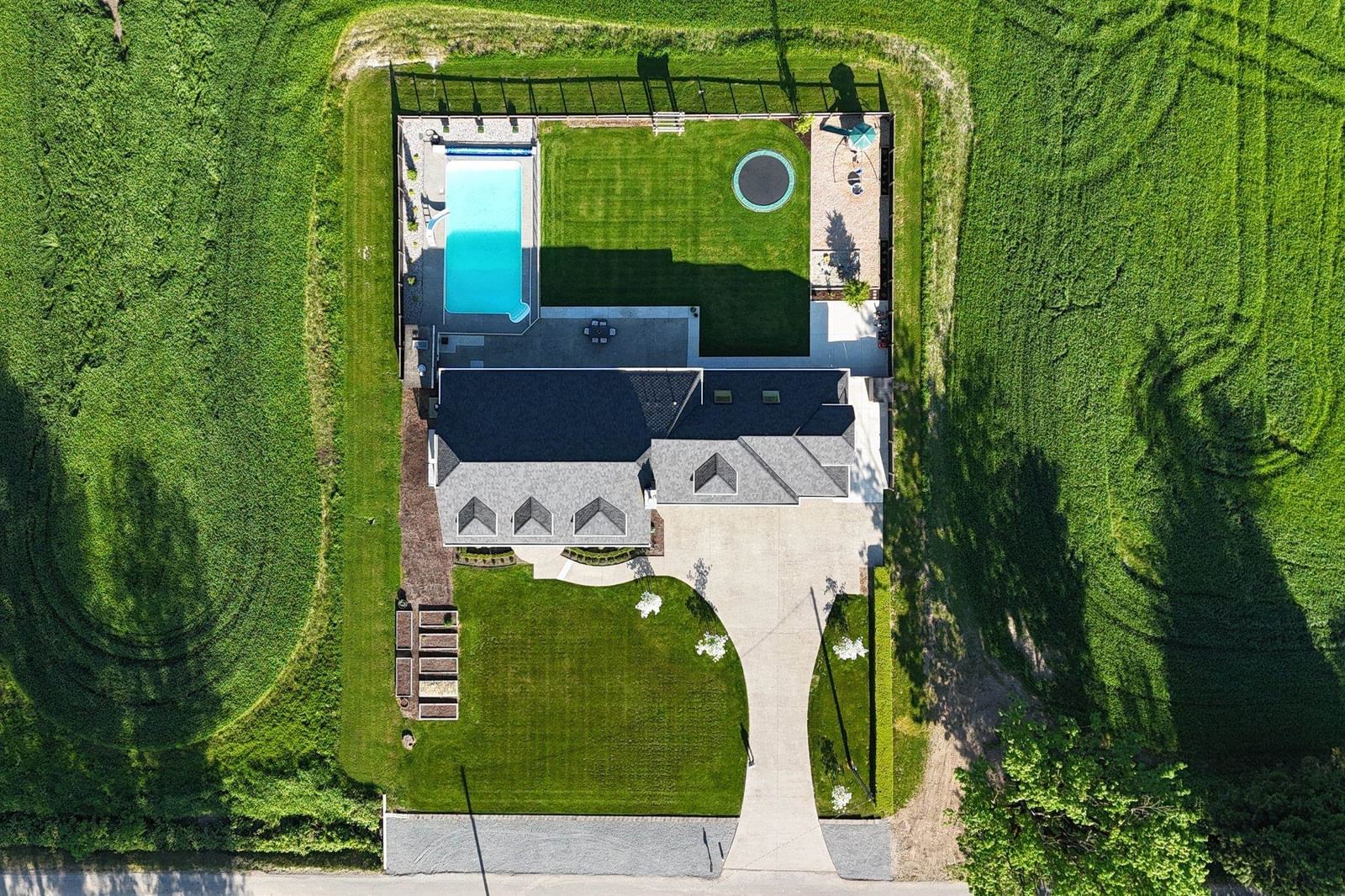 Listing Image 36