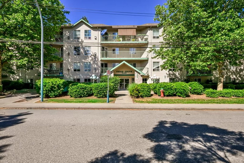 302 - 2435 Center Street
