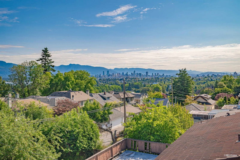 3853 14th Avenue W