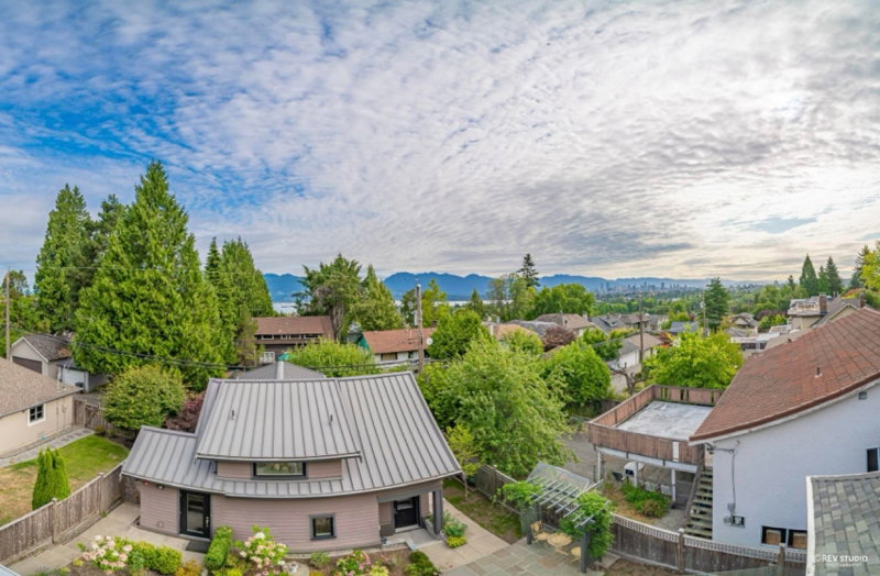 3853 14th Avenue W