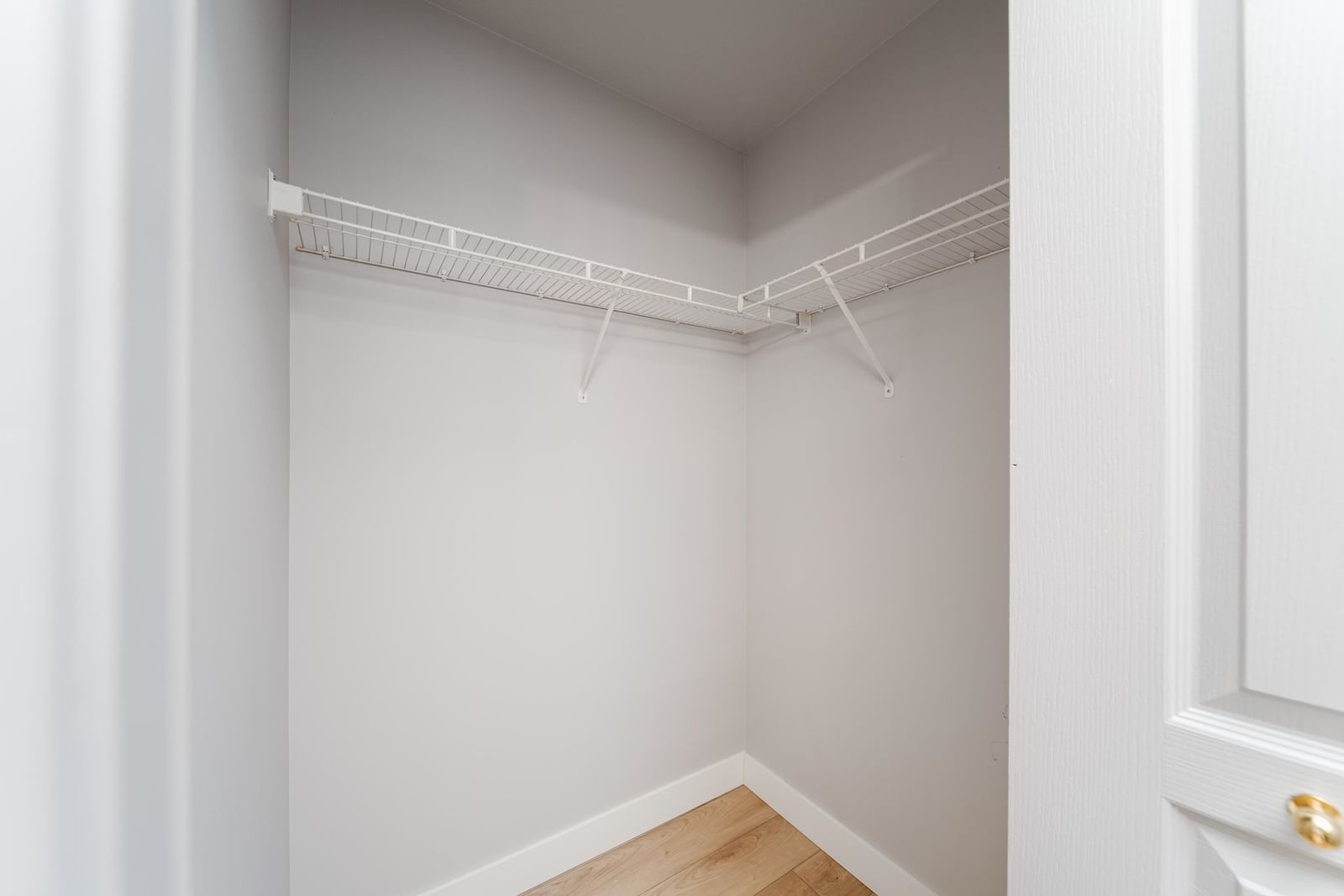 Listing Image 30